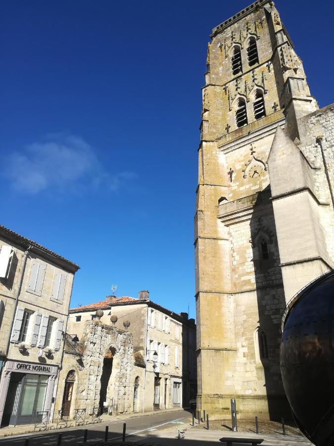 Gite De La Cathedrale - レクトゥール エクステリア 写真